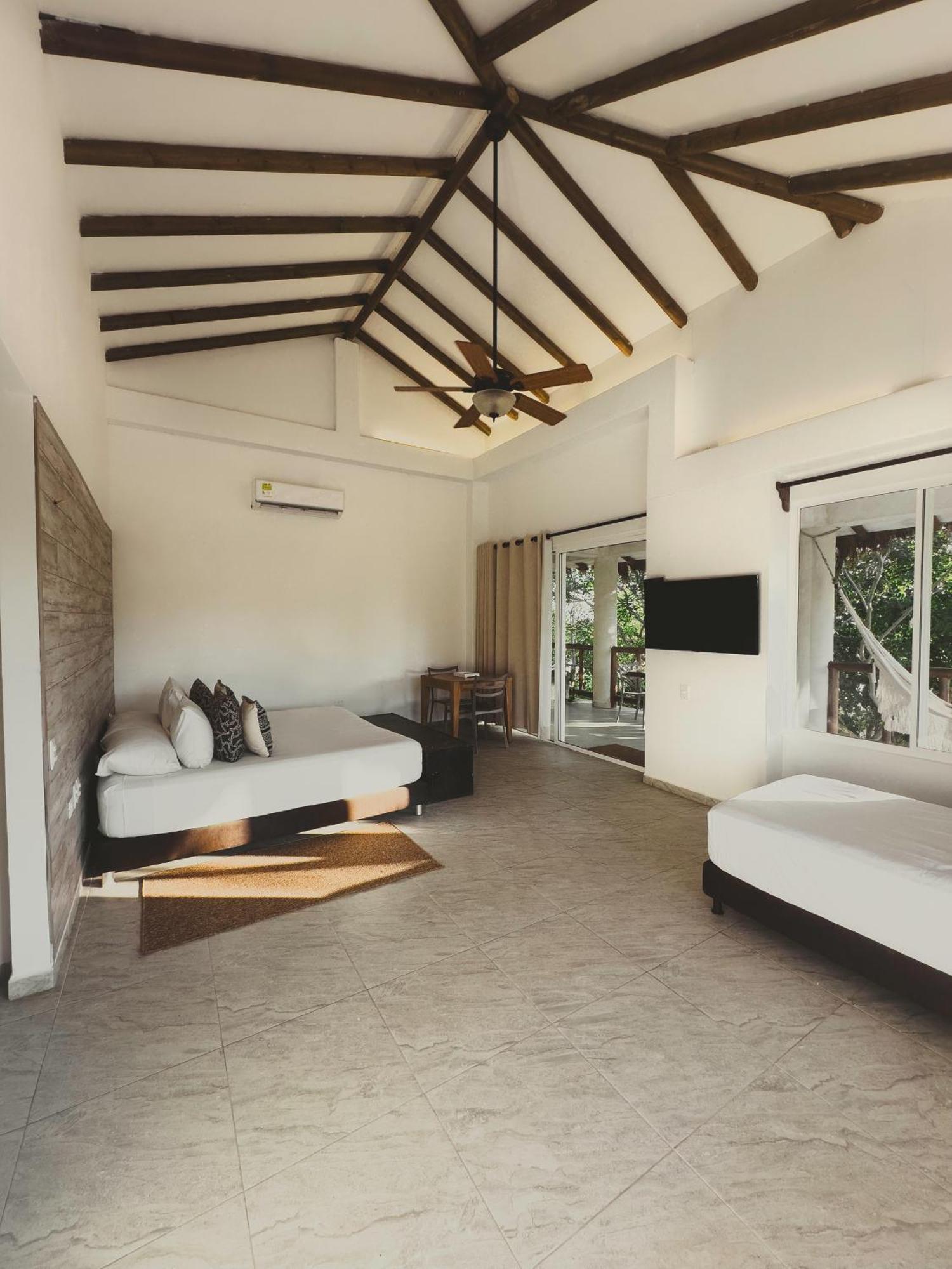 Sabai Beach Hotel Isla Barú Exterior foto